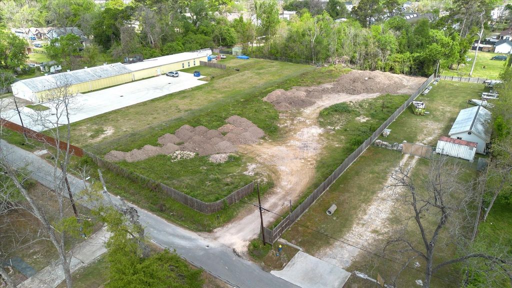 772 Davidson Street, Houston, TX 77091