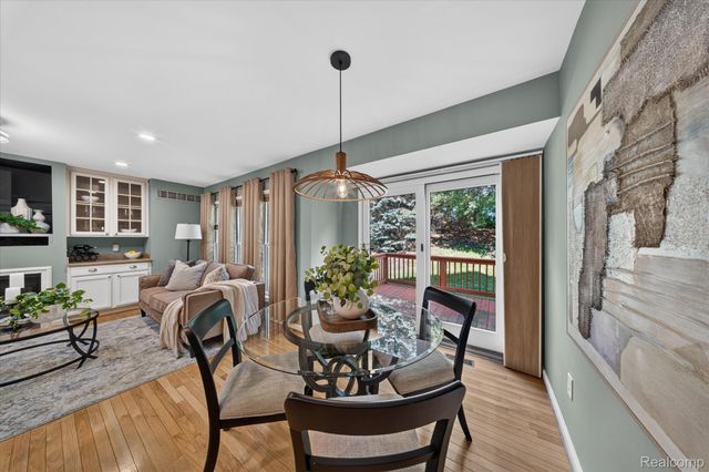 50420 Beechwood Court 39, Plymouth Charter Township, MI 48170