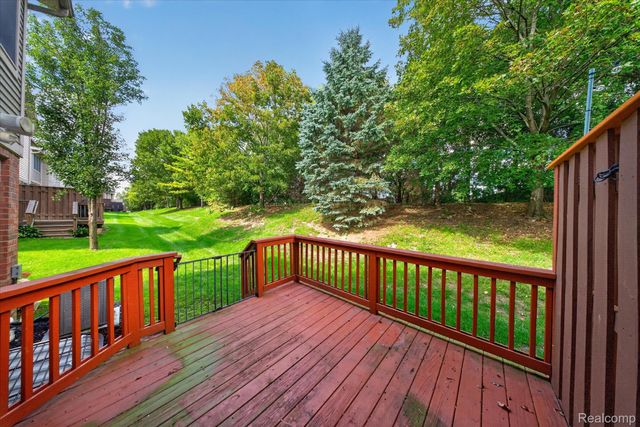 50420 Beechwood Court 39, Plymouth Charter Township, MI 48170