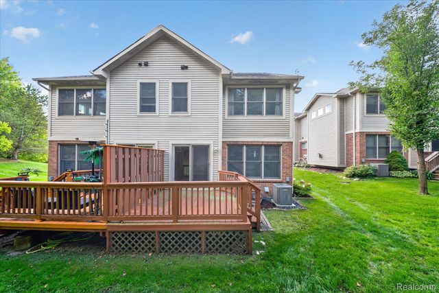 50420 Beechwood Court 39, Plymouth Charter Township, MI 48170