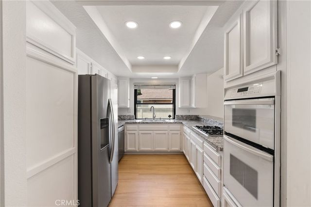 10 Carnelian, Irvine, CA 92614