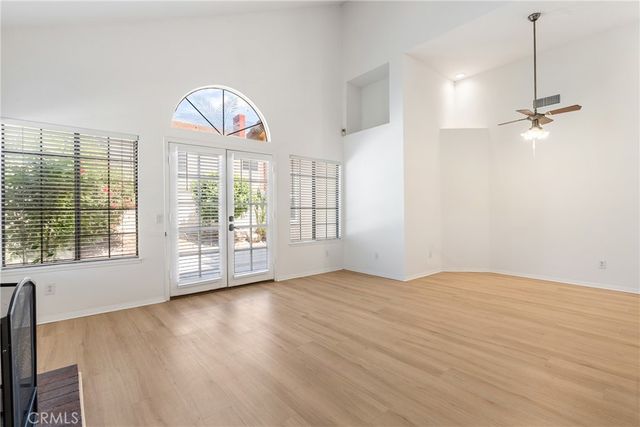 10 Carnelian, Irvine, CA 92614