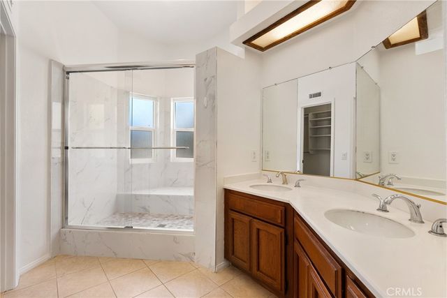 10 Carnelian, Irvine, CA 92614