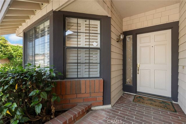 10 Carnelian, Irvine, CA 92614