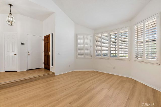 10 Carnelian, Irvine, CA 92614