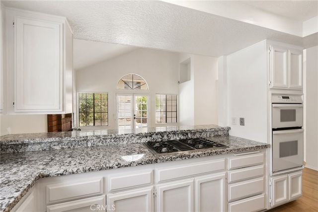 10 Carnelian, Irvine, CA 92614