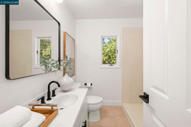 2050 Blackwood Dr, Walnut Creek, CA 94596