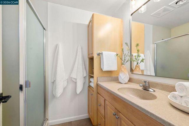 2050 Blackwood Dr, Walnut Creek, CA 94596