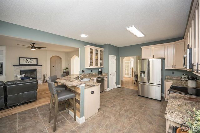 53 Highbush Court, Dardenne Prairie, MO 63368