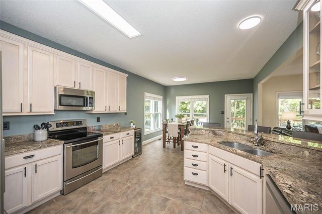 53 Highbush Court, Dardenne Prairie, MO 63368