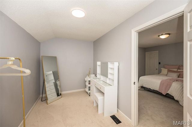 53 Highbush Court, Dardenne Prairie, MO 63368