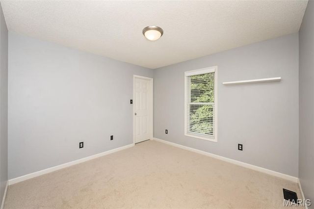 53 Highbush Court, Dardenne Prairie, MO 63368