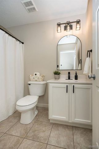 53 Highbush Court, Dardenne Prairie, MO 63368