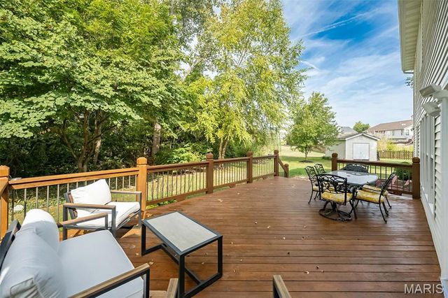 53 Highbush Court, Dardenne Prairie, MO 63368