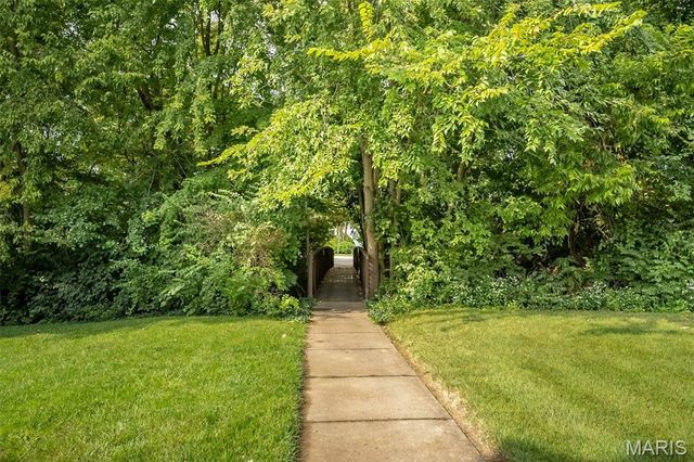 53 Highbush Court, Dardenne Prairie, MO 63368