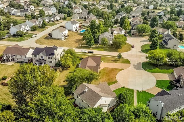 53 Highbush Court, Dardenne Prairie, MO 63368