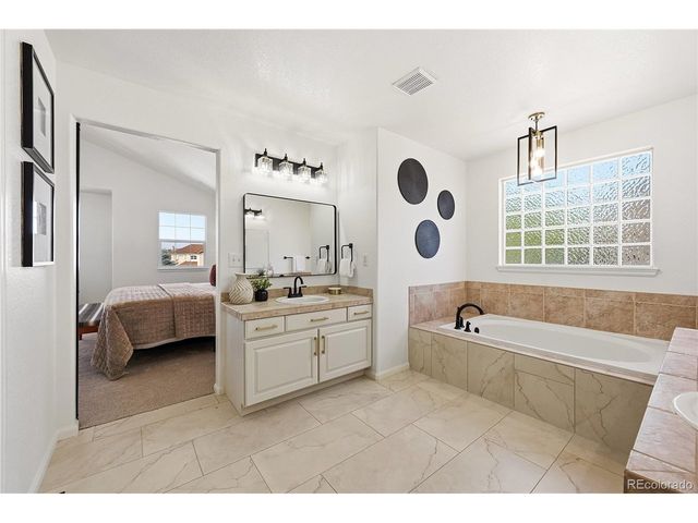 11680 Snowcreek Ln, Parker, CO 80138