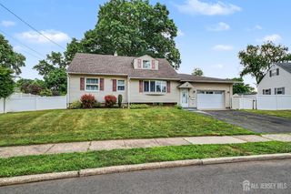3 Darwin Road, Franklin, NJ 08873