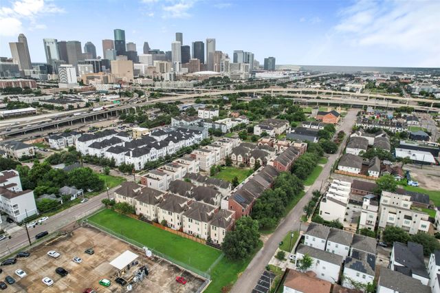 2384 Bastrop Street, Houston, TX 77004
