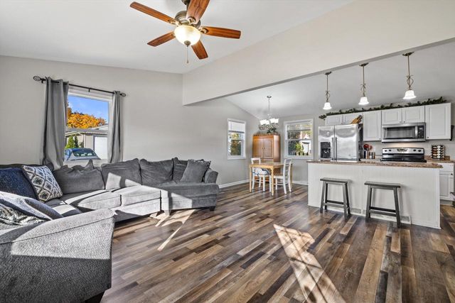 356 E Market STREET, Burlington, WI 53105