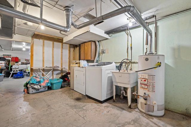 356 E Market STREET, Burlington, WI 53105