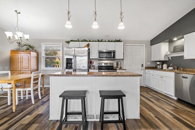 356 E Market STREET, Burlington, WI 53105