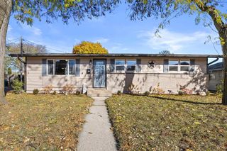 356 E Market STREET, Burlington, WI 53105