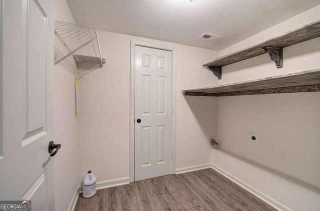 21 Oak Grove Ln NW, Adairsville, GA 30103