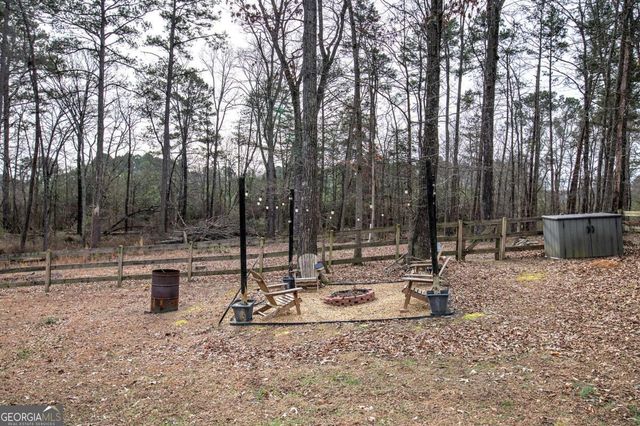 21 Oak Grove Ln NW, Adairsville, GA 30103