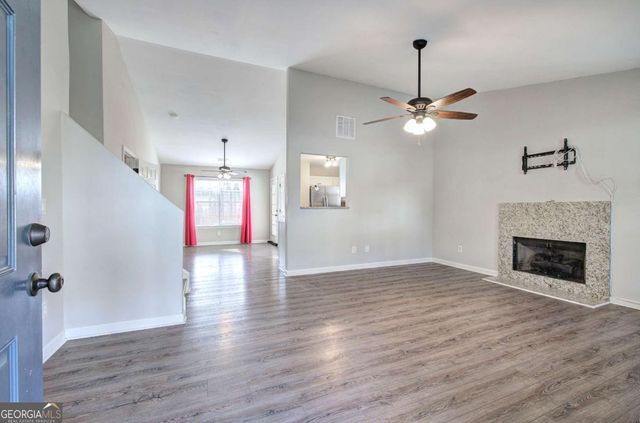 21 Oak Grove Ln NW, Adairsville, GA 30103