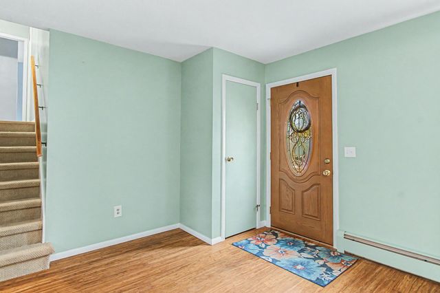 6 Clover Street, South Burlington, VT 05403
