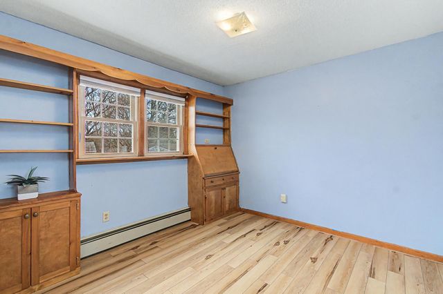 6 Clover Street, South Burlington, VT 05403