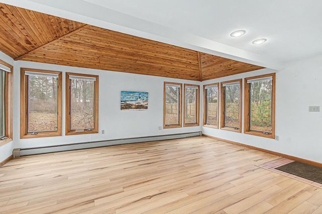 6 Clover Street, South Burlington, VT 05403