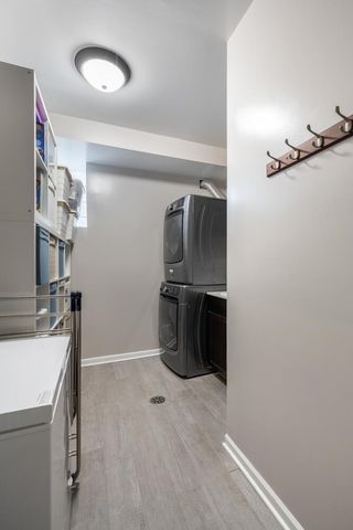 1242 W Ohio Street 1E, Chicago, IL 60642