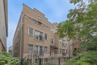 1242 W Ohio Street 1E, Chicago, IL 60642
