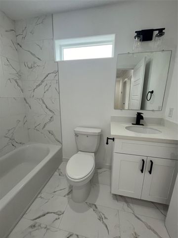 8603 Wileyvale Road B, Houston, TX 77016