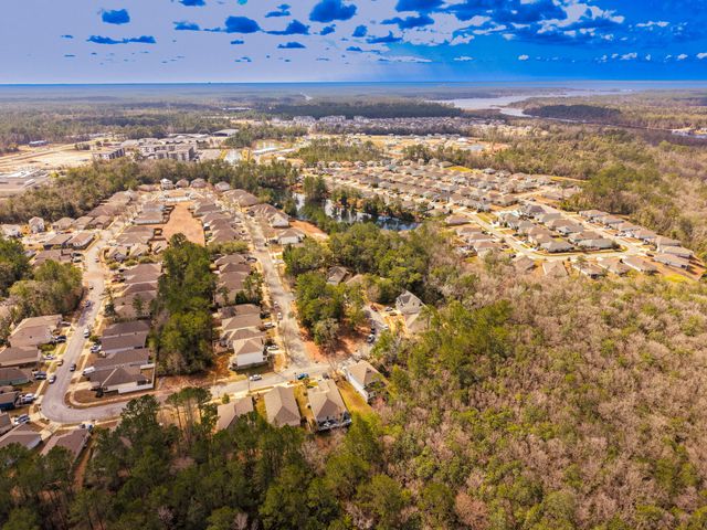 Lot 5 Lafayette Creek, Freeport, FL 32439