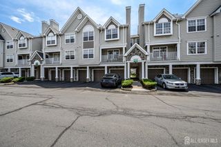 23 Newburgh Drive, Edison, NJ 08820