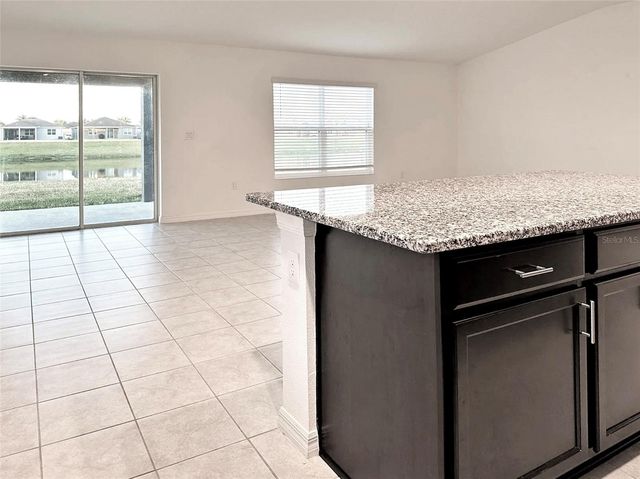 3540 74TH AVENUE CIR E, Sarasota, FL 34243