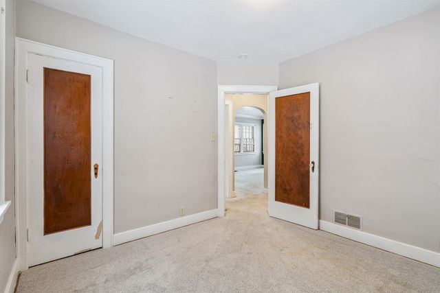 817 Grandview Avenue, Waterloo, IA 50703