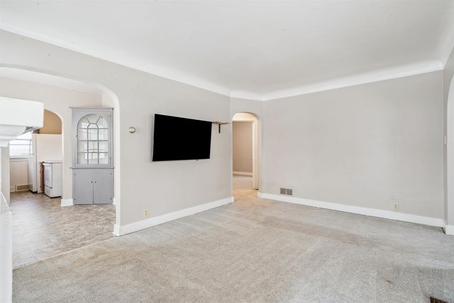 817 Grandview Avenue, Waterloo, IA 50703