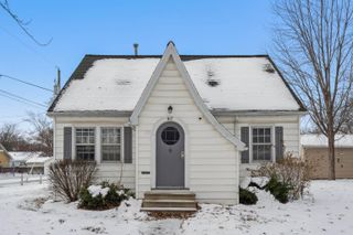 817 Grandview Avenue, Waterloo, IA 50703