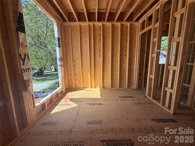 4127 Commonwealth Avenue, Charlotte, NC 28205