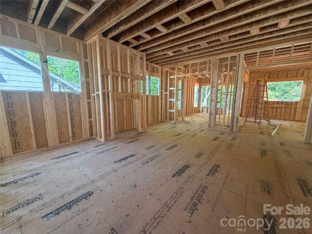 4127 Commonwealth Avenue, Charlotte, NC 28205