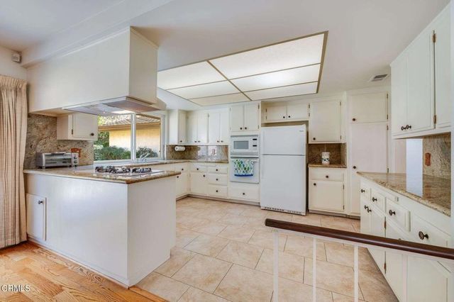 1906 Via Del Rey, South Pasadena, CA 91030