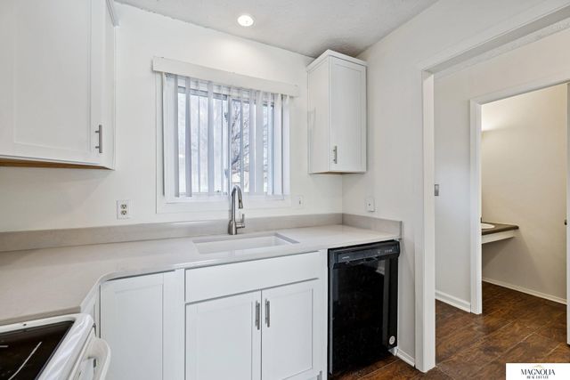 2615 Piccadilly Court, Lincoln, NE 68512