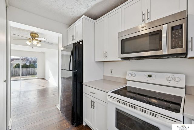 2615 Piccadilly Court, Lincoln, NE 68512