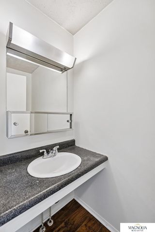 2615 Piccadilly Court, Lincoln, NE 68512