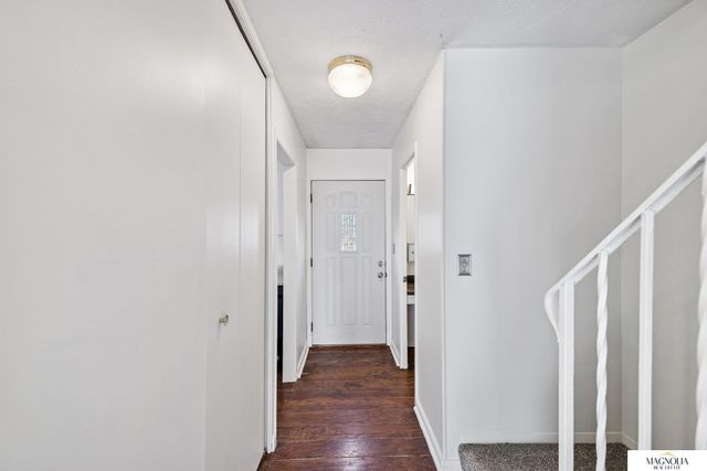 2615 Piccadilly Court, Lincoln, NE 68512