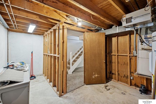 2615 Piccadilly Court, Lincoln, NE 68512